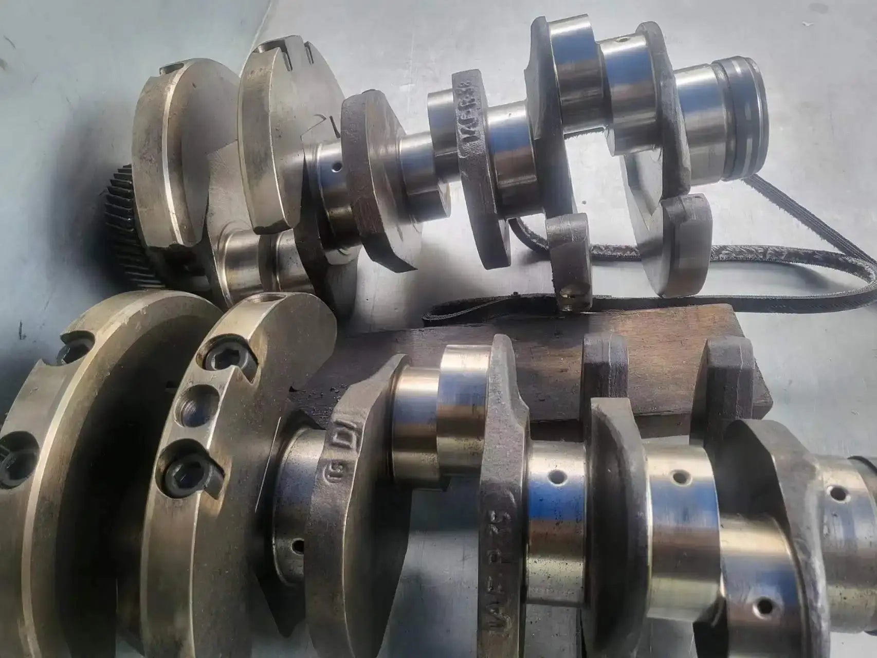 Crankshaft 150107-00459 / 6502101-7033 - Doosan DV11 Engine