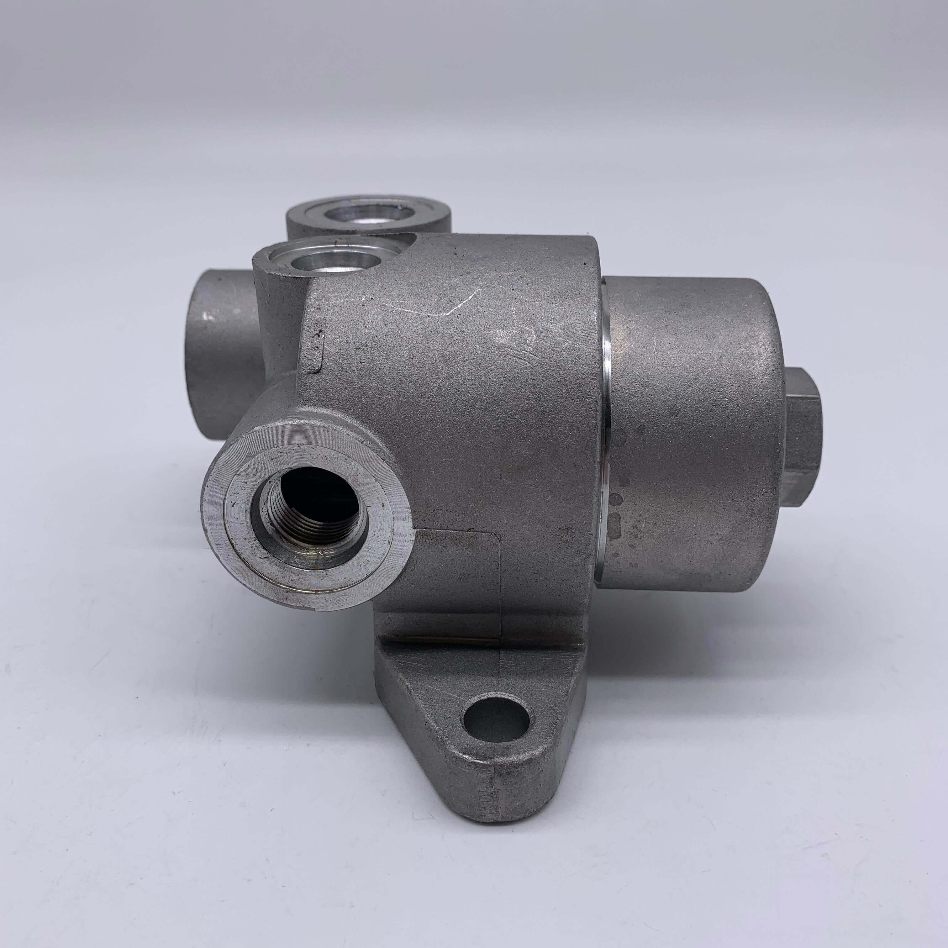 Kobelco SK200-6 Hydraulic Pilot Filter Assembly