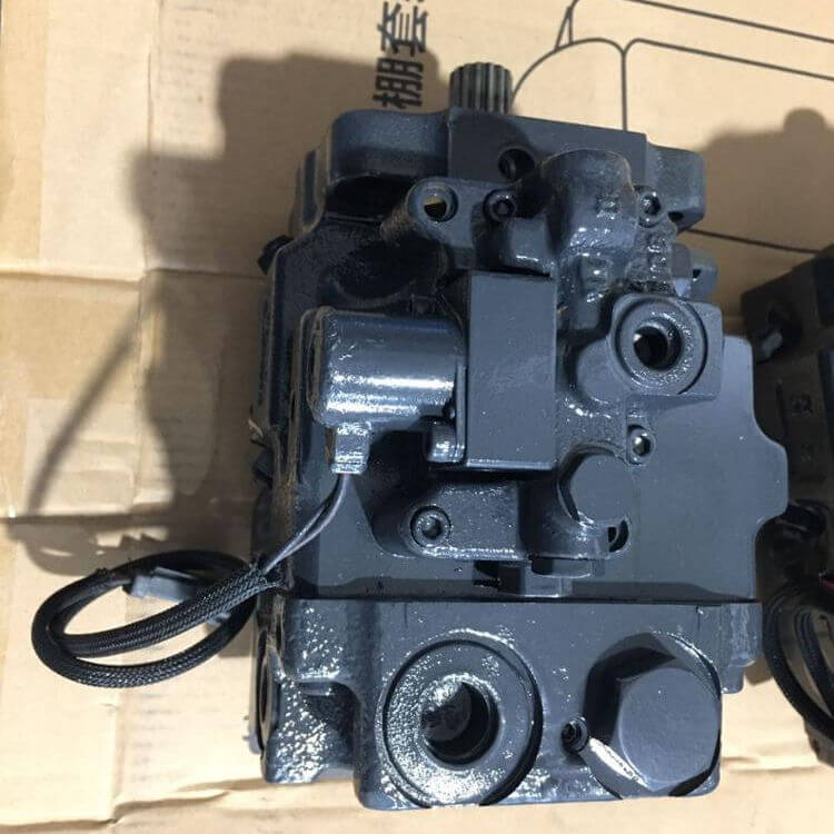 Fan Pump 708-1T-00470 708-1T-00472 for D155-6 Bulldozer
