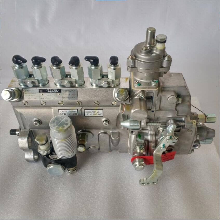 Fuel Injection Pump 6738-71-1110 Komatsu PC200-7 Excavator