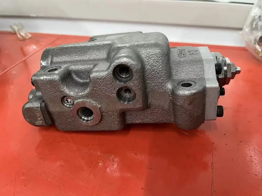 Hydraulic Pump Regulator K3V63DT-9NOT for VOLVO EC140 Excavator | Imara Engineering Supplies
