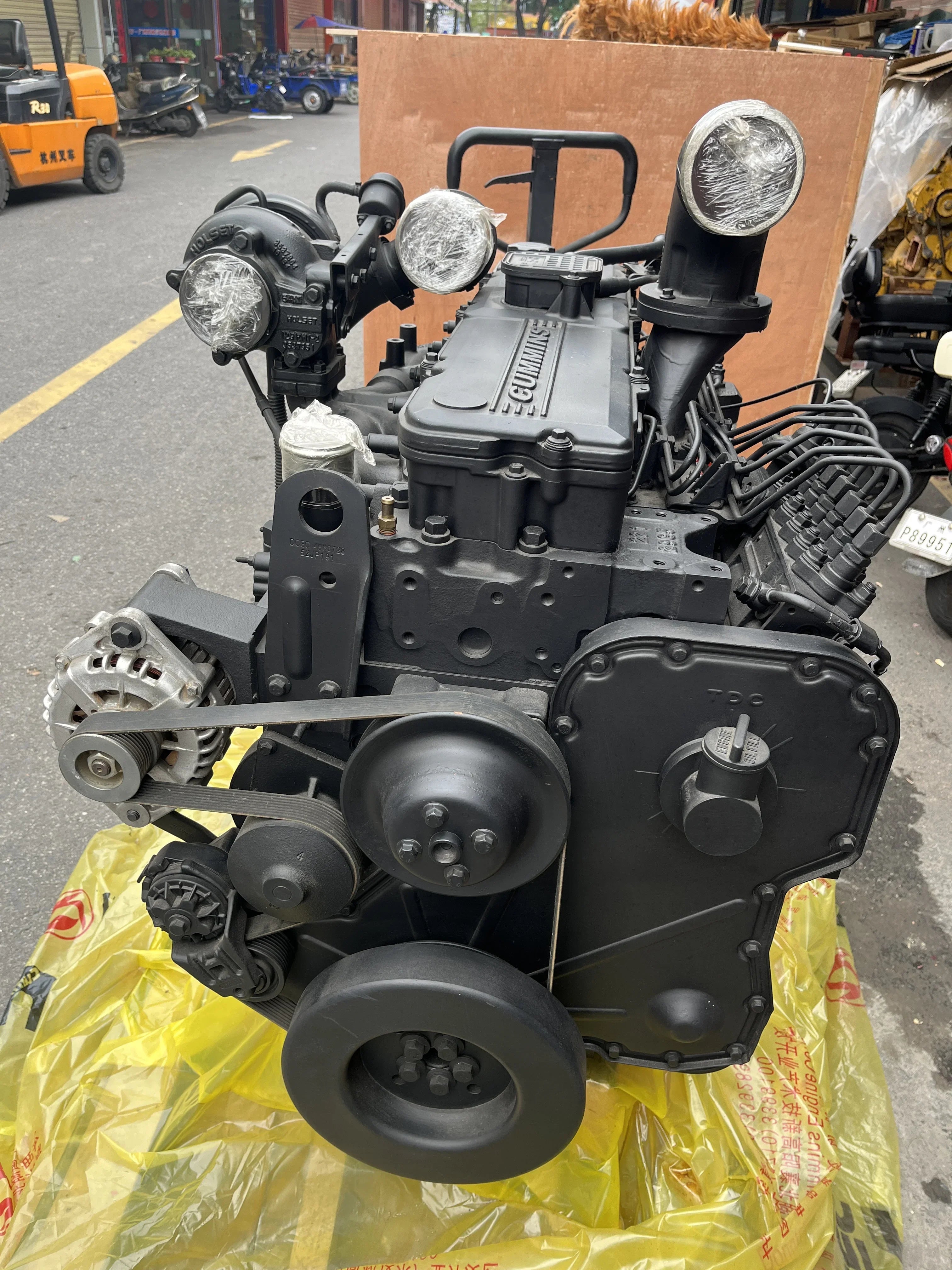 Loader engine assemblies for material handling machines