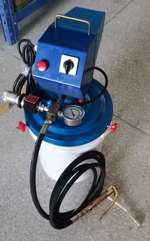 Hitachi Part 4480433 – Lubricator Assy + Hose reel.