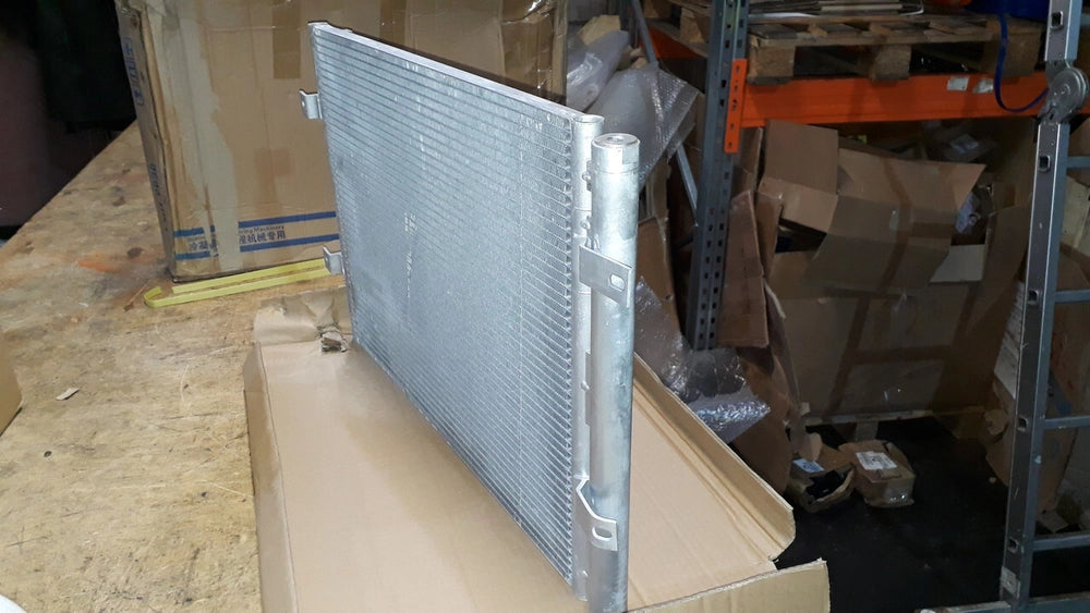 AC Condenser with ReceiverDryer 11Q6-90071 for Hyundai R140LC-9 R170W-9 Wheeled Excavator