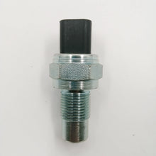 Load image into Gallery viewer, Oil Pressure Switch 15180002 - OEM &amp; Genuine Parts