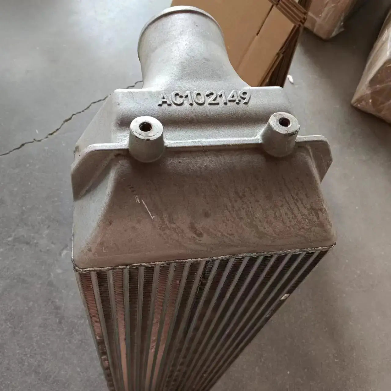 INTERCOOLER Charge Air Cooler 11QB-45040 For Hyundai Excavator