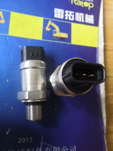 Load image into Gallery viewer, Camshaft speed sensor VH89411E0050 for SK200-8 Excavator