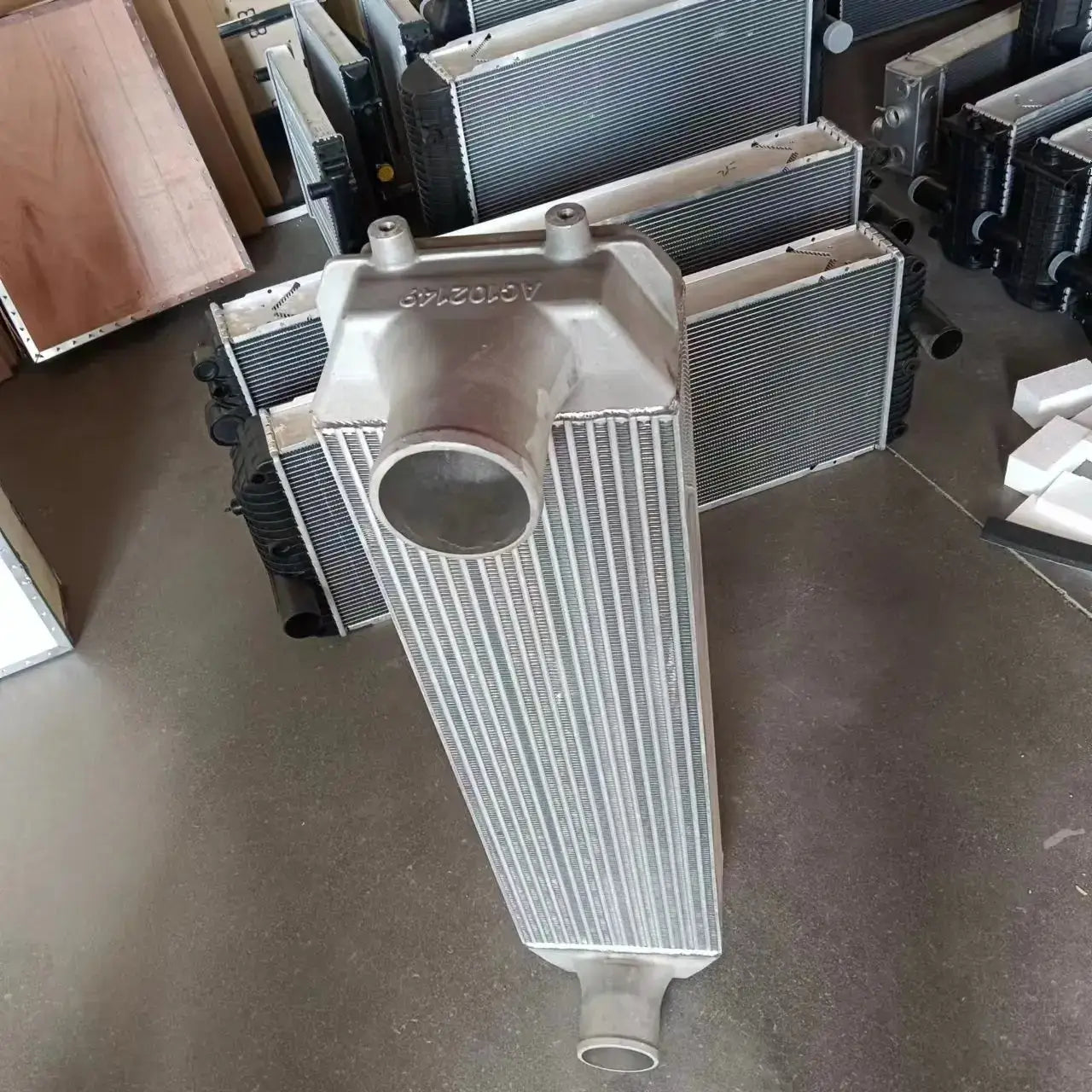 INTERCOOLER Charge Air Cooler 11QB-45040 For Hyundai Excavator