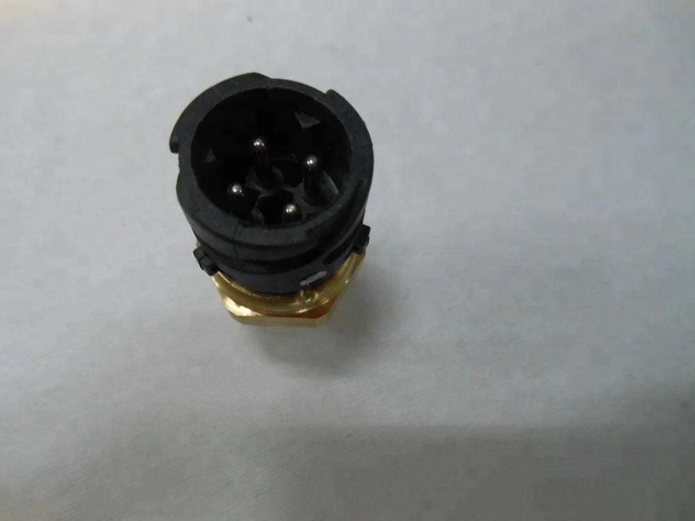 Oil Pressure Sensor 2132639/20484678 for VOLVO 03 4774