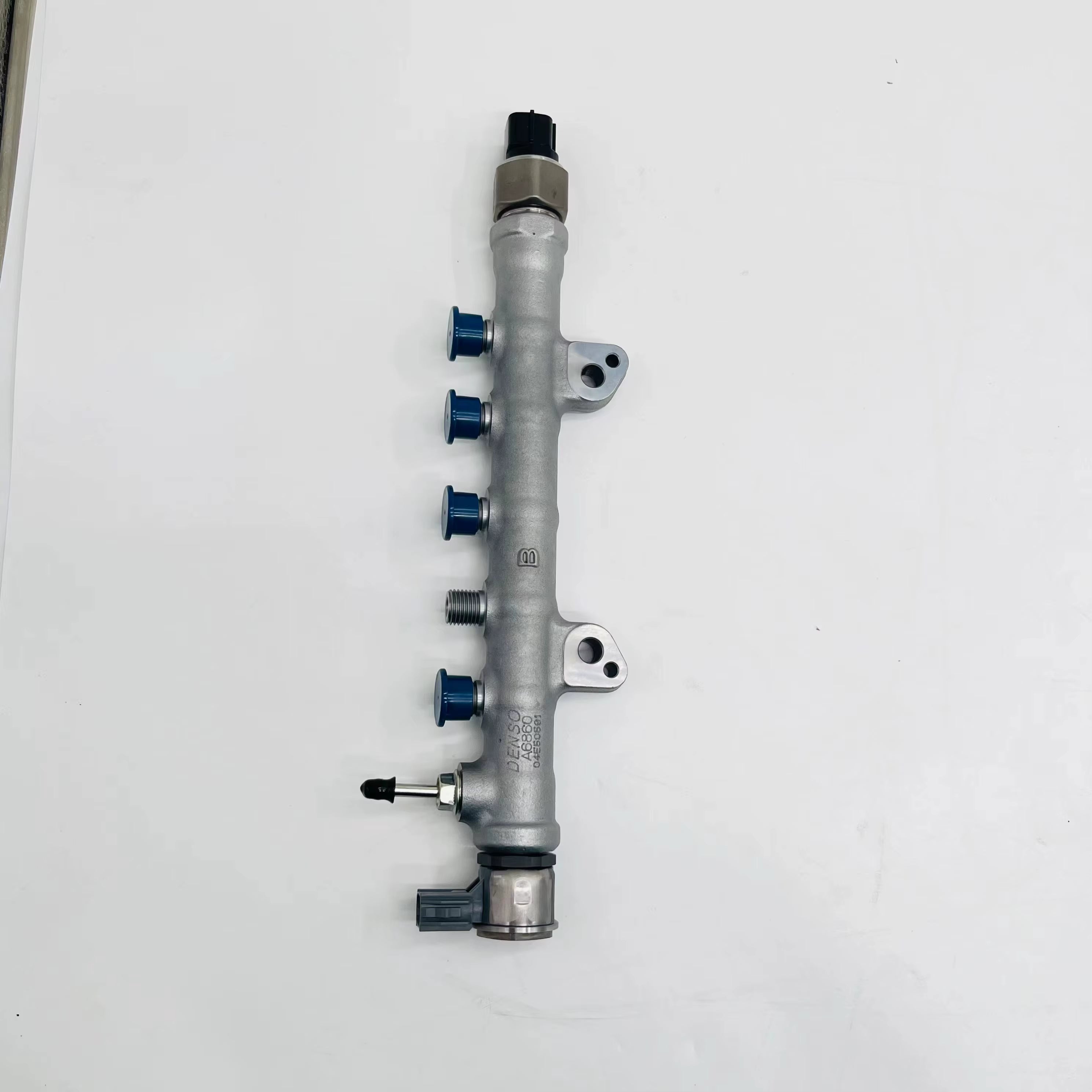 Common Rail Pipe 23810-0E010 095600-5470 for Toyota Hilux
