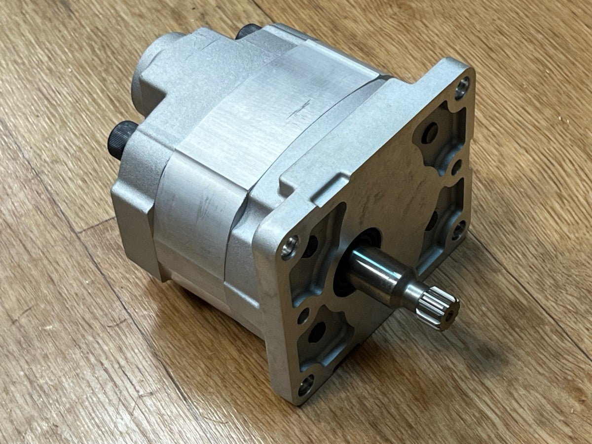 Hydraulic Gear Pump 705-22-28310 for Komatsu HD465-7E0 HD465-7R Off-Highway Truck