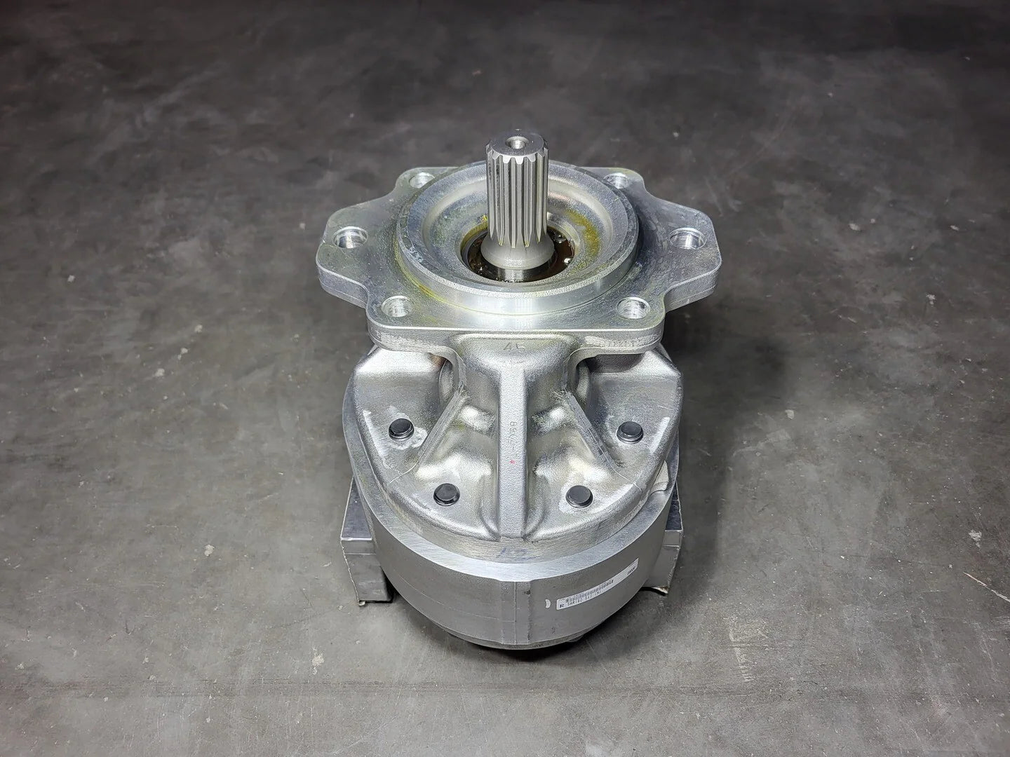 Hydraulic Gear Pump 705-22-44020 for Komatsu WA500-1 WA500-1L Wheel Loader