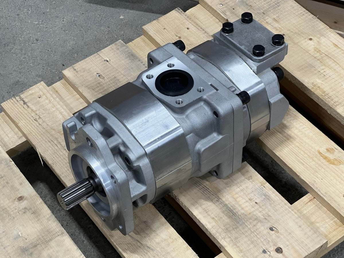 Hydraulic Gear Pump 705-52-30920 for Komatsu D275A-5 D275A-5R Bulldozer