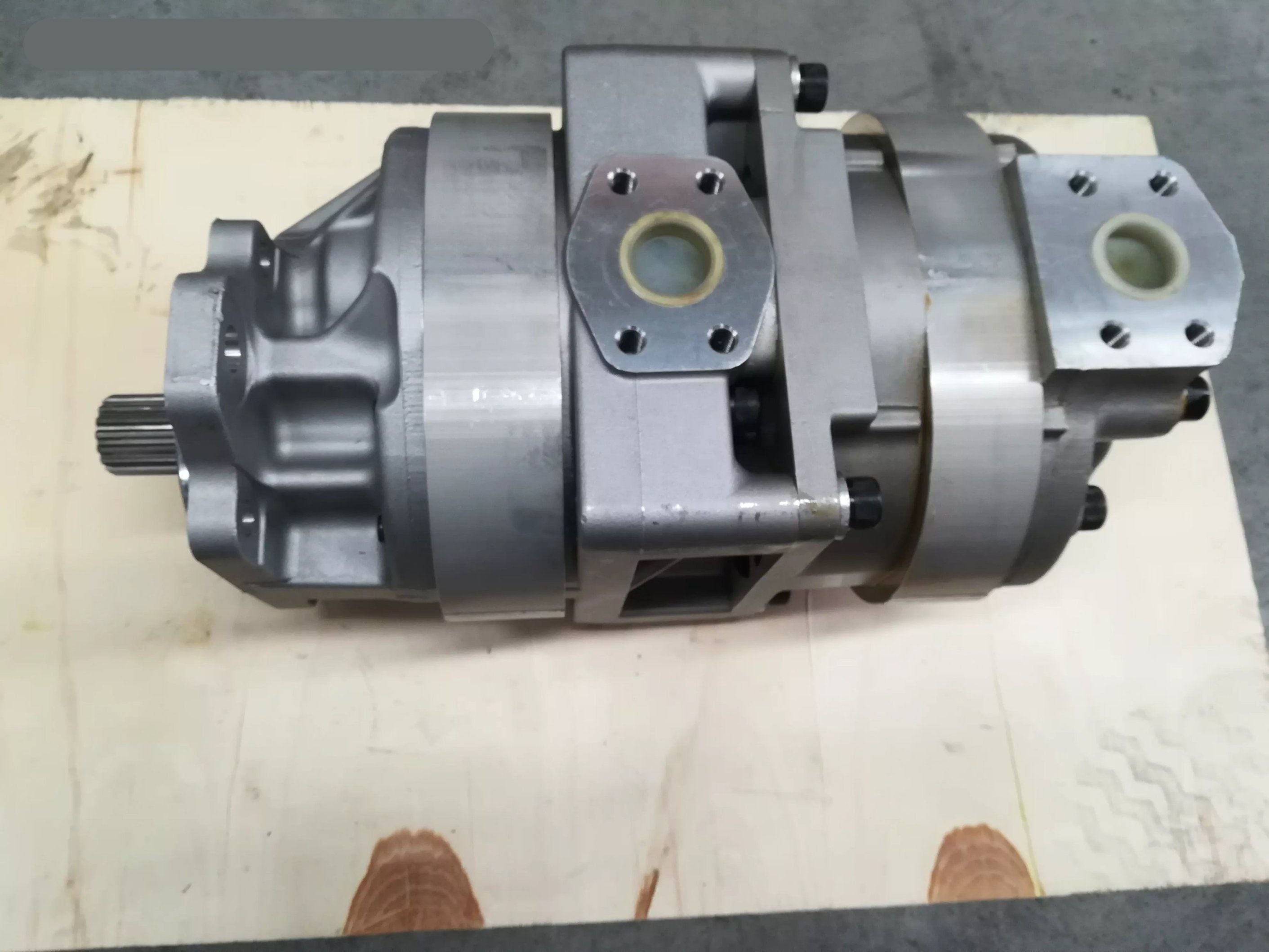 Hydraulic Gear Pump 705-52-31080 for Komatsu WA600-3 WA600-3D Wheel Loader