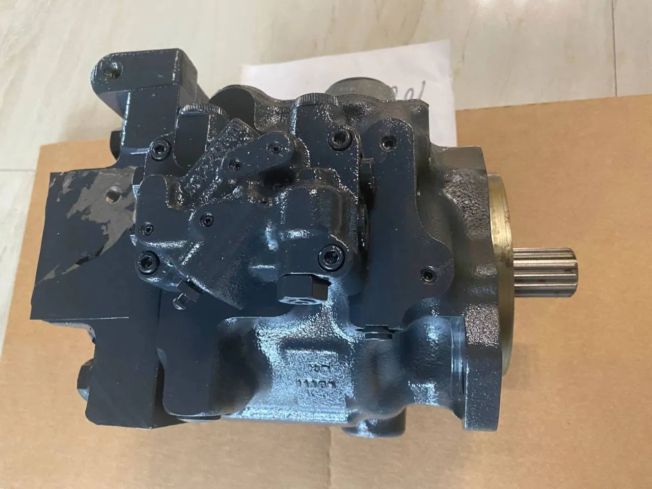 Hydraulic Piston Main Pump 708-1U-00160 for Komatsu PC600-8 PC650-8 Excavator