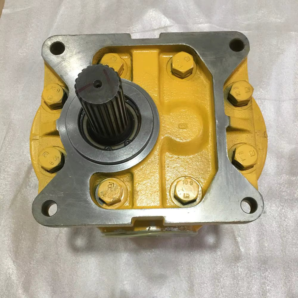 Hydraulic Gear Pump 07446-66103 for Komatsu D60A-8 D60E-8 Bulldozer