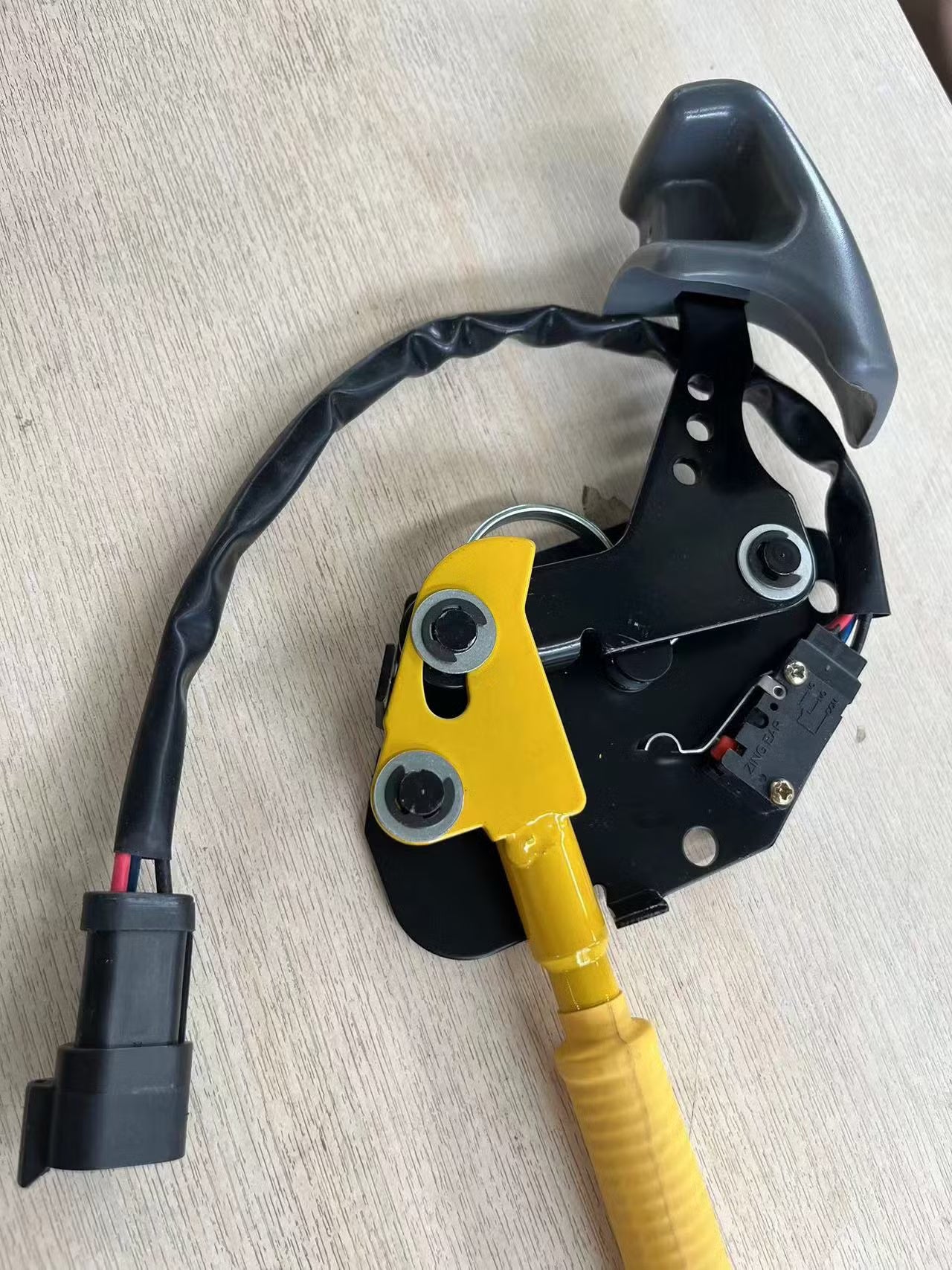 Hydraulic Lock Switch 159-7744 1597744 - Caterpillar E320B
