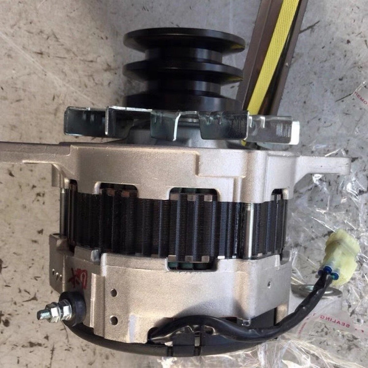 Alternator 24V 60A 27040-2191 for Kobelco SK200-8 J08C