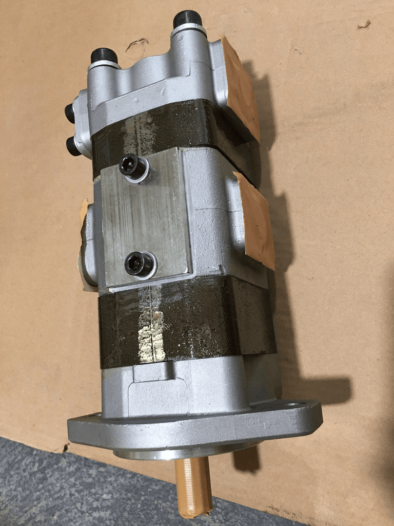 Hydraulic Main Pump 23B-60-11102 for Grader GD611A-1 GD623-1 GD521-1 23B-60-11102