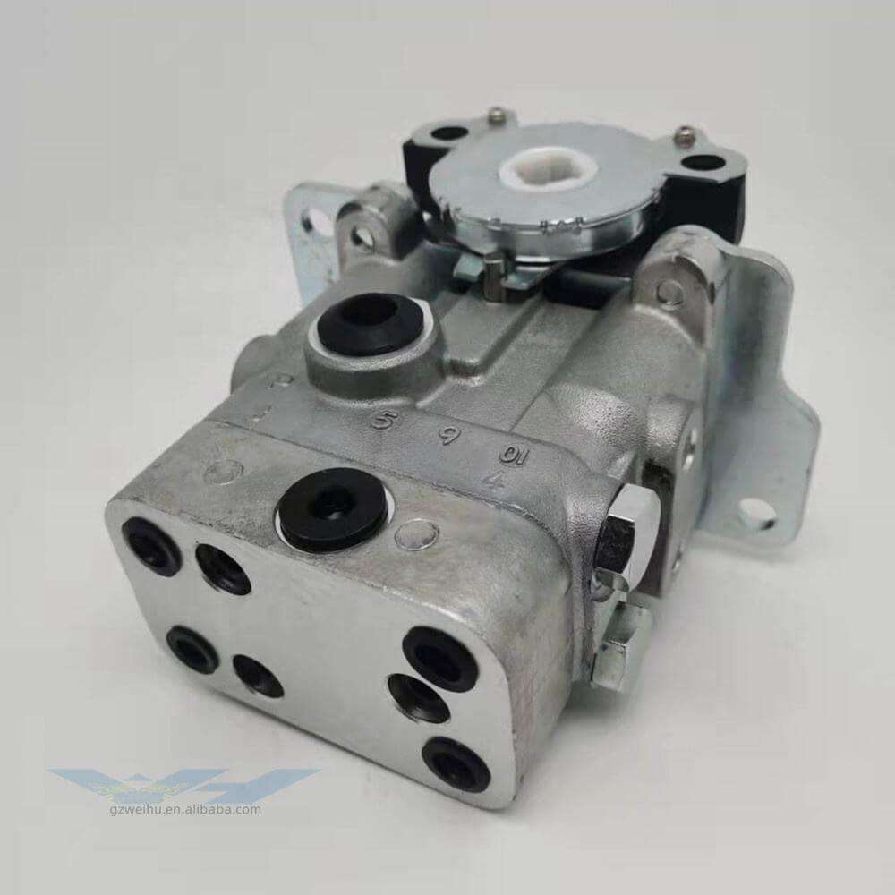 Travel control pilot valve 702-16-01861 for Komatsu PC200-7 PC300-7 pedal valve